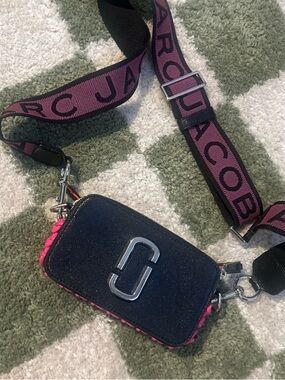 Marc Jacobs Black Phone Crossbody Case with Pink Trim and Logo Strap